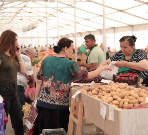 Yekaterinburqda azərbaycanlılara məxsus bazar ləğv edildi 