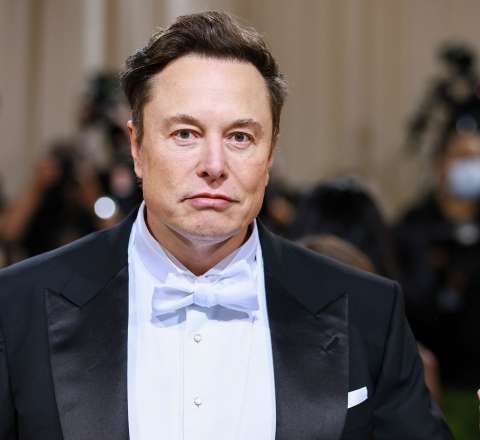 Elon Mask məhərrəmliyə qarşı: Paylaşımı rezonans doğurdu 