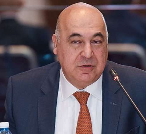 Azərbaycanda 3000 yazıçı var 