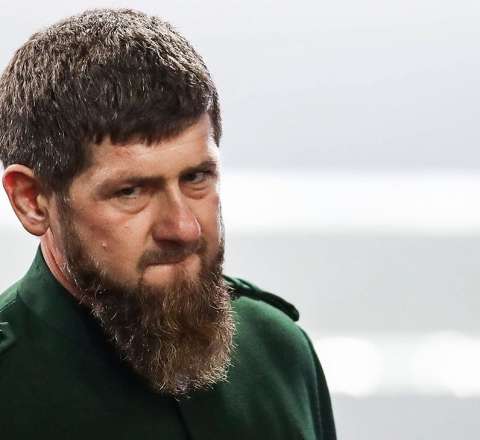 Kadırov vəzifədən getməsi üçün müraciət etdi 