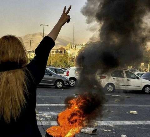 İranda xalq etirazları genişlənir 