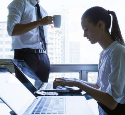 DİQQƏT: İşə getmədən də maaş ala bilərsiniz 