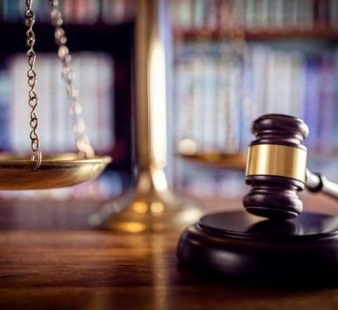 143 milyonluq yeyintiyə görə tutulan idarə rəsinin cəzası  AZALDILDI
