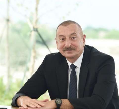 Prezident xalqı TƏBRİK ETDİ 