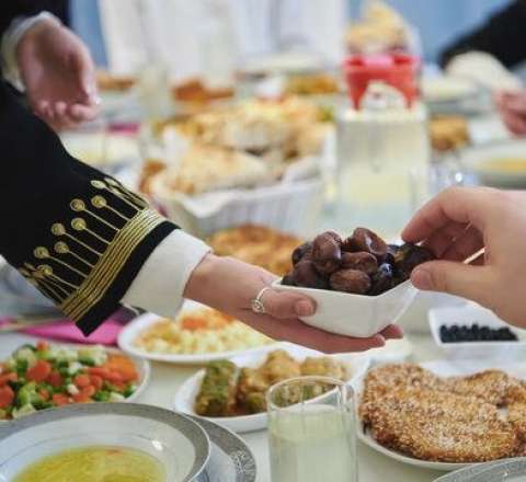 Ramazan ayının ikinci gününün imsak, iftar və namaz vaxtları 