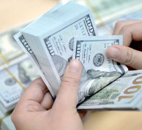 Dəqiqədə 700 min dollardan çox qazanıblar… 