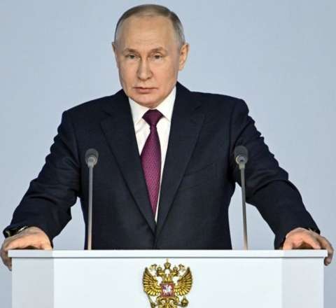 Putindən Azərbaycanla bağlı qəribə açıqlama: Rusdilli ölkədir... 