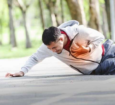 Dayanacaqda infarkt keçirdi 