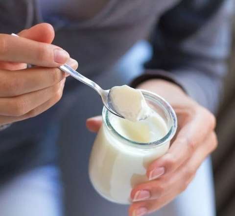 Qatıq yeməyin də saatı varmış: Faydası qat-qat artır 