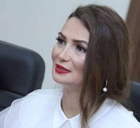 Qənirə Paşayevanın mənəvi qızı haralardadır? 