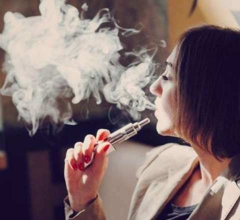 Elektron siqaretlərlə bağlı qadağalar – Elə ilk oxunuşda qəbul olundu 