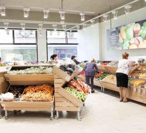 Pensiyalar artımla karta oturmamış qiymətlər qalxdı 