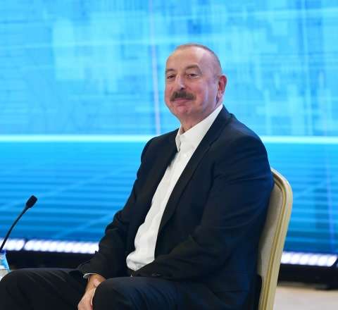 44 günlük müharibədə Azərbaycan mediası fədakarlıqla çalışıb - Prezident 