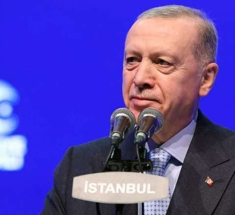 Ərdoğan: Ölkəmizi küçə terroruna təslim edə bilmərik  
