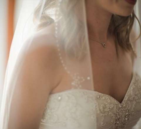 Toyda gəlinin "cəsarətli" geyimi müzakirə yaratdı - VİDEO