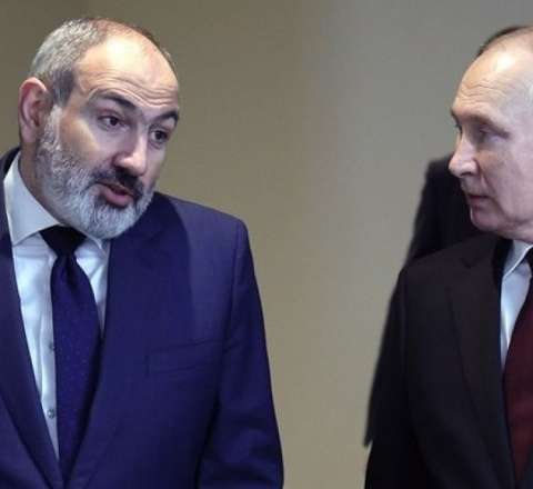 "Biz Azərbaycanın daxili siyasi işlərinə qarışmalı idik?" - Putindən Paşinyana 