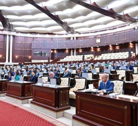 Politoloqdan sensasiya: Mehdiyevin göstərişi ilə bu deputatlar müraciət yaydı... 