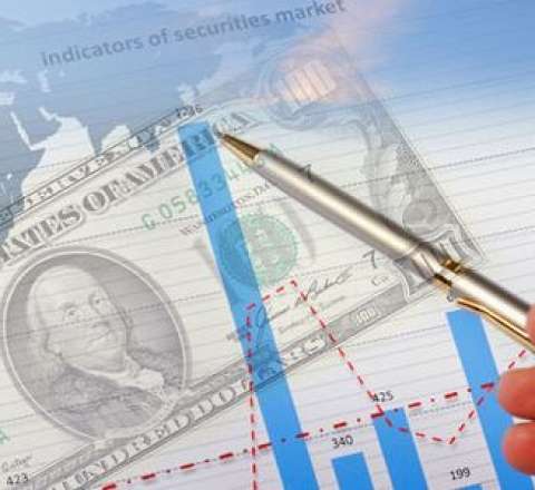 Dolların valyuta ehtiyatlarında payı kəskin azaldı 