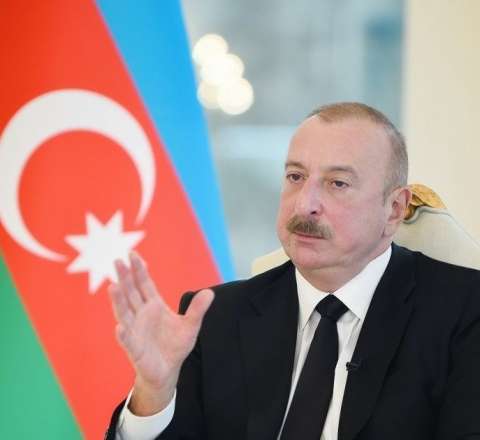 Təyyarə qəzası ilə bağlı cavabında Rusiya uşaq nağılı danışır... 
