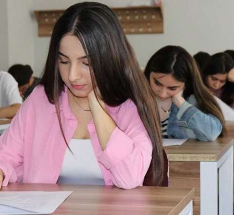 Bu gün 54247 abituriyent imtahan verəcək  