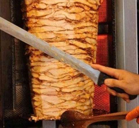 Dönərdən kütləvi zəhərlənmə – İki ayrı dönərxanada 