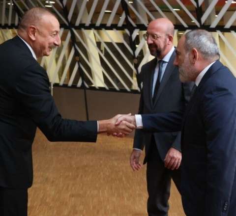 Paşinyan İlham Əliyevə təşəkkür etdi 