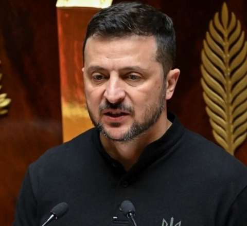 Zelenski onları “axmaq” adlandırdı  