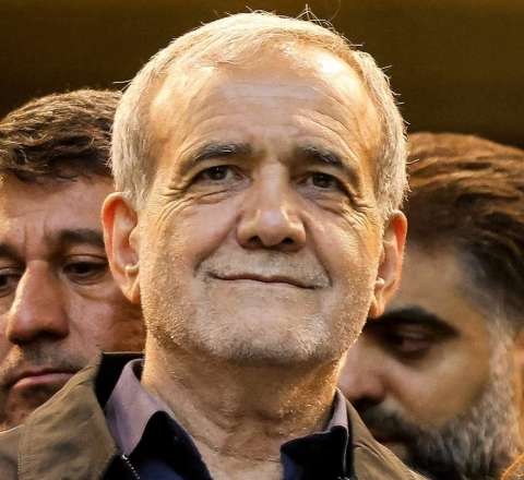 Pezeşkian da Dohaya gedir 