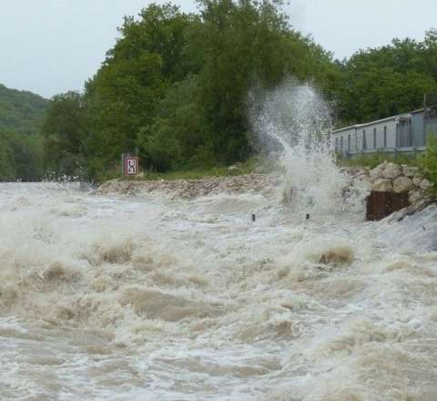 Vyetnamda daşqınlar: 28 ölü... 
