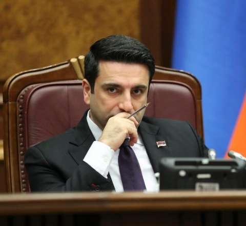 Ermənistan da HƏRƏKƏTƏ KEÇDİ: Rusiya telekanalları bağlanacaq 
