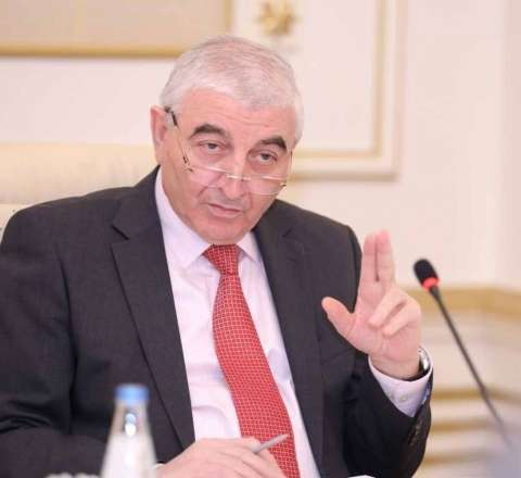 Məzahir Pənahovun oğlu ilə bağlı daha bir şok fakt:  Onu da döyübmüş