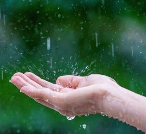 Yağıntılı hava davam edir, Şahdağa qar yağır, İsmayıllının kəndlərinə dolu düşüb 