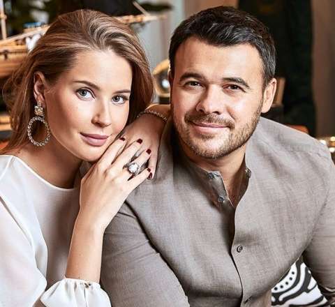 50 min dollara saat almaqdansa... - Emin Ağalarov 