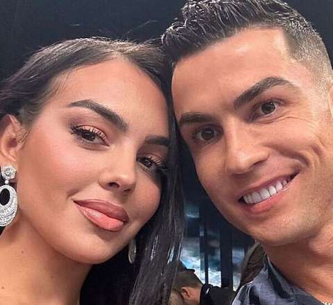 Ronaldonun "ağlasığmaz" evlilik müqaviləsi... 