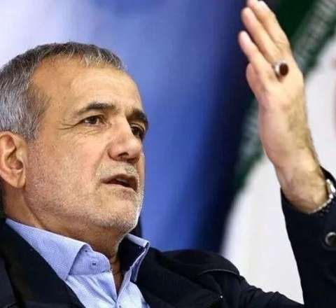 İsrailin hücumu: Pezeşkian təcili iclas keçirdi, tapşırıq verdi 