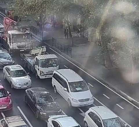 Bakıda bu yollarda sıxlıq var - SİYAHI 