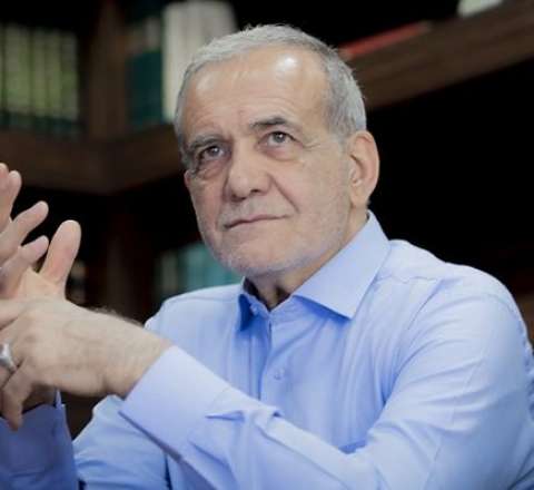 Pezeşkian Təbrizdə ürək əməliyyatı etdi - FOTO