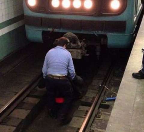 Bakı metrosunda ilkin tibbi yardım çantaları varmı? - Rəsmi AÇIQLAMA