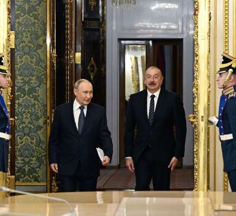 Putin Əliyevlə buna görə görüşmək istəmədi - Politoloq 
