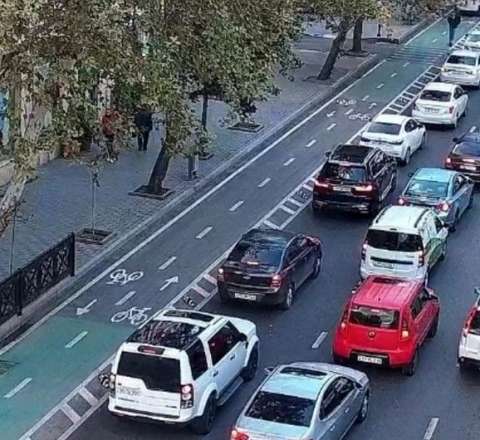 Bakıda bu yollarda tıxac yaranıb - SİYAHI  