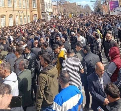 Urmiyədə İran rejimi və kürd terrorizminə qarşı kütləvi etirazlar - VİDEO  