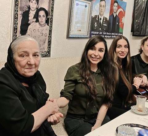 Prezidentin qızları Polad Həşimovun evində - FOTOLAR 