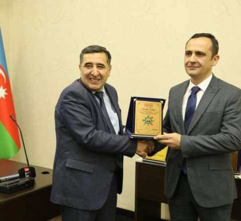 Elməddin Behbud Türk dünyasına xidmət ödülü ilə təltif edildi 