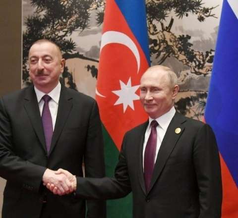 Putin İlham Əliyevi təbrik etdi 