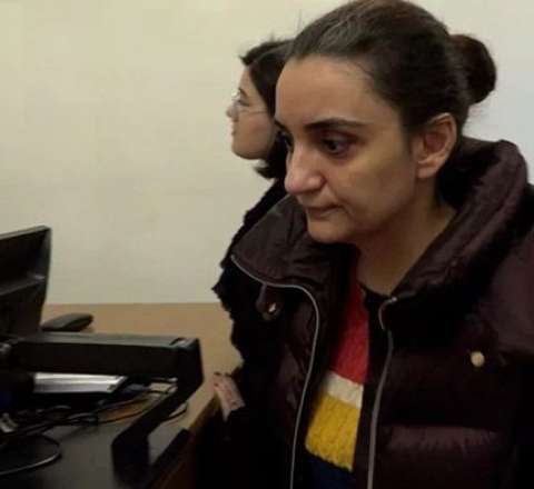 Xəstə uşaqların pulunu mənimsəyən qadınlara hökm OXUNDU - FOTO