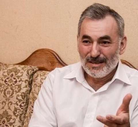 Nemət Pənahlının avtomobili borca görə hərracda satıldı - Yandıracağam...