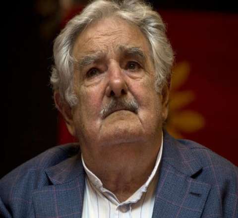 Ən kasıb prezident vəfat etdi 