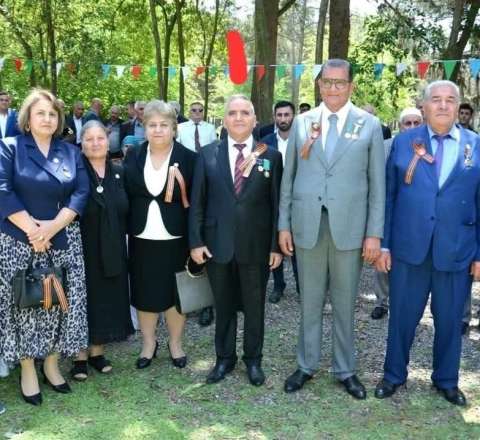 İmişli Ağsaqqallar Şurasının yeni sədri də “Georgi lenti” taxıbmış  - FOTO