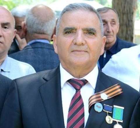 “Georgi lenti” taxan yeni sədr - FOTO 