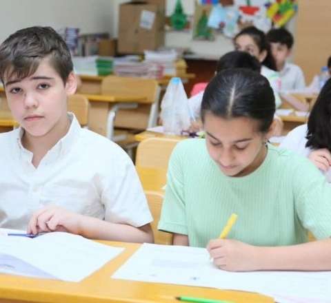 Bakıda 100 minə yaxın şagird monitorinqə cəlb olunacaq 